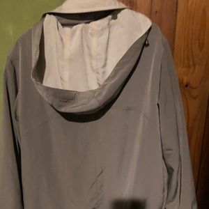 Women’s raincoat